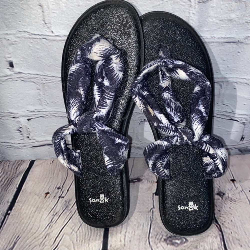 Sanuk yoga mat sling flat sandals